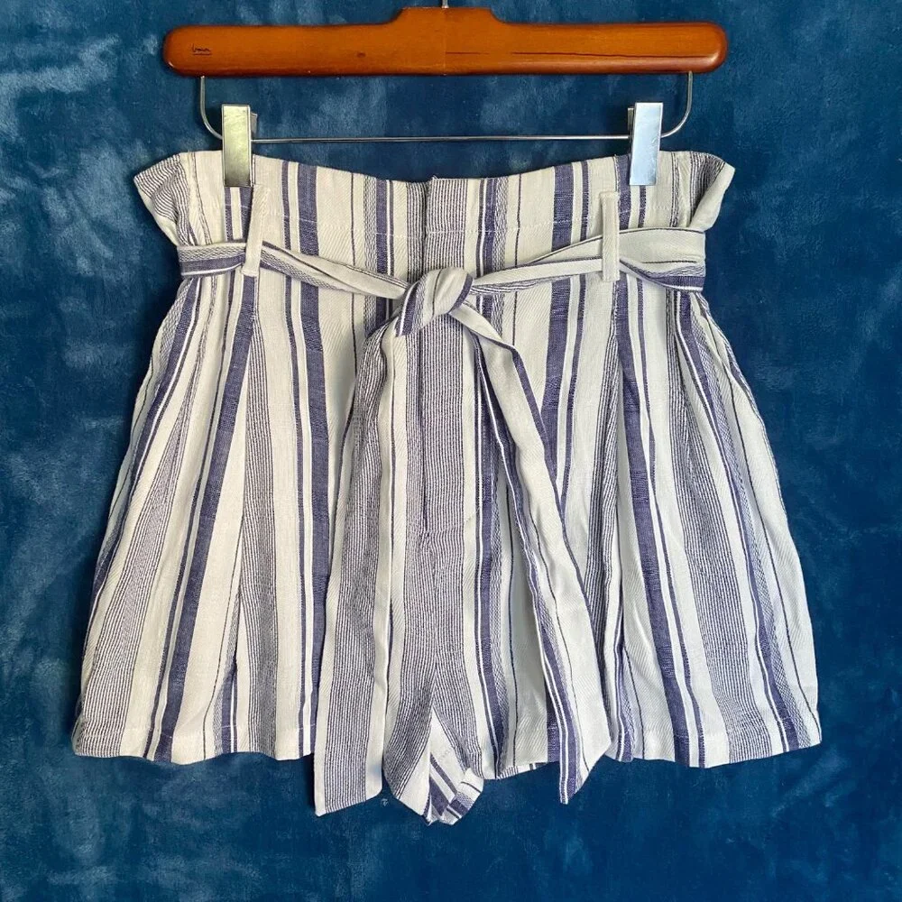 New size 10 Parker Kirby Aquarius shorts blue/white striped tie high waist $148‎